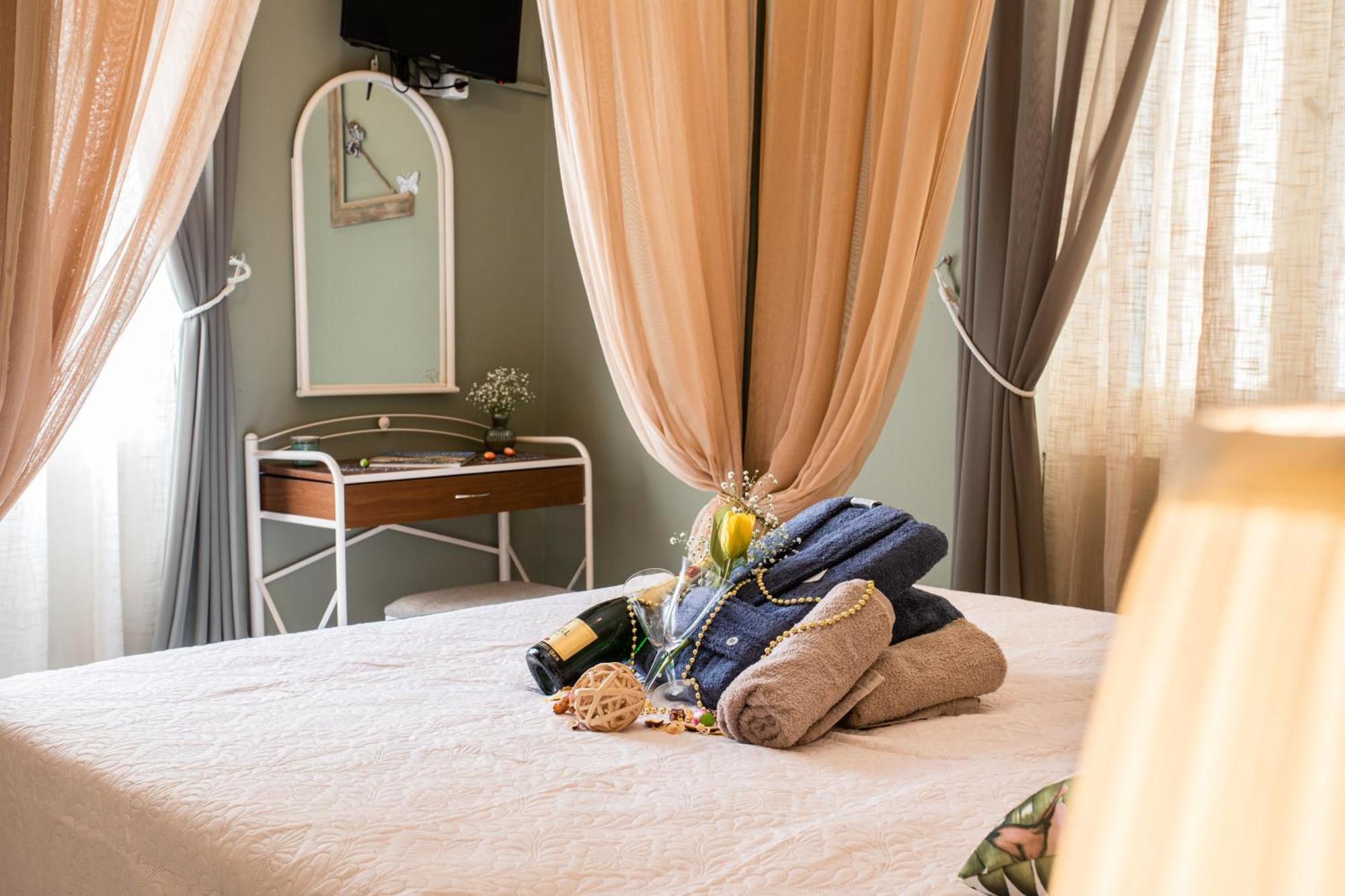Alegria Simple Economy Rooms Athen Exterior foto